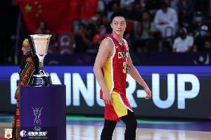 开云-胡明轩：差一分的遗憾也是全队拼到最后的骄傲 会把不甘化成力量