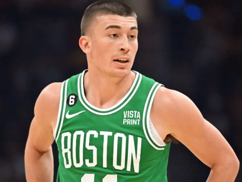 开云体育APP下载-普里查德季后赛替补砍下30+队史第三人，比肩麦克海尔和豪斯